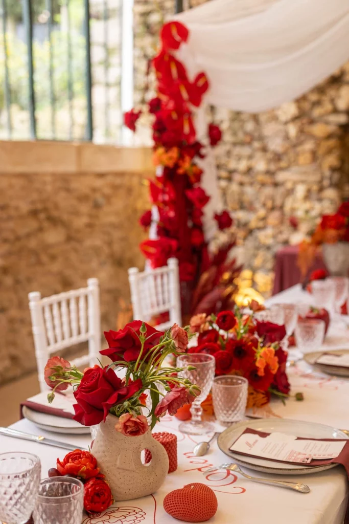 Table de cérémonie mariage déco fleur et bougies